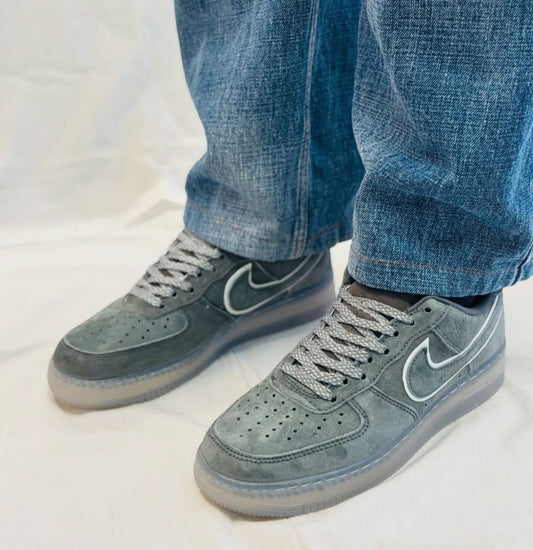 NIKE AIRFORCE REIGN