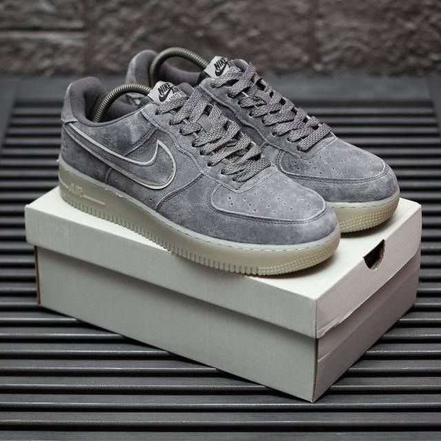 NIKE AIRFORCE REIGN
