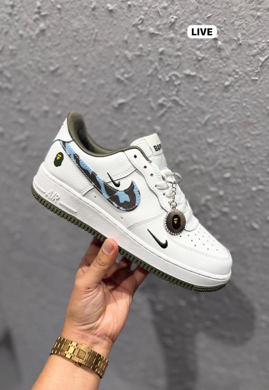 NIKE AIRFORCE